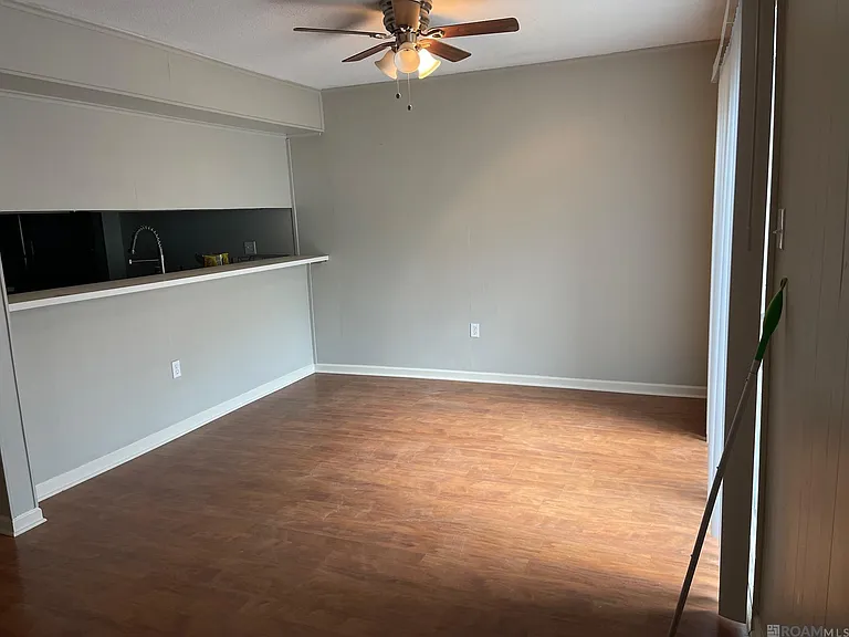 2122 Stonehenge Ave — Photo 10