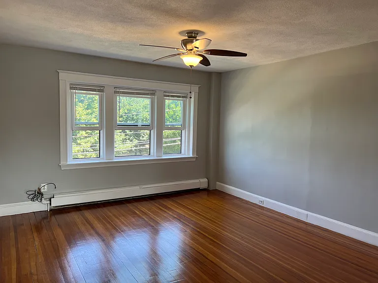 235 Washington Ave #3 — Photo 8