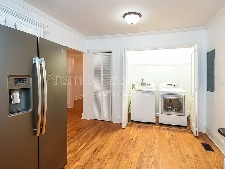 83 Ormond St SE — Photo 4