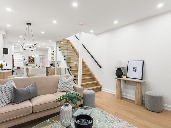 4th image of 111 Glenmore Rd