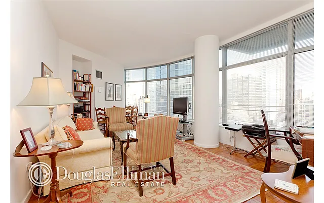 Rented by Douglas Elliman | media 13