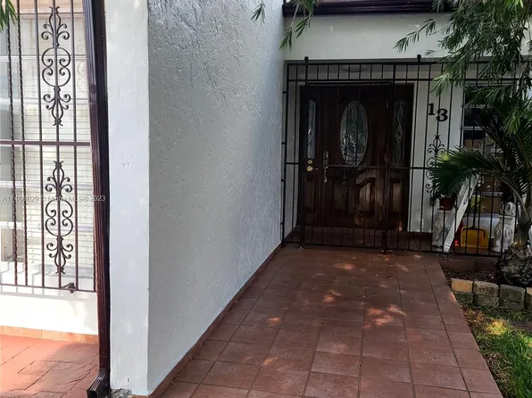 13 SW 97th Pl, Miami, FL 33174