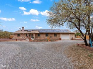 15694 N Twin Lakes Dr, Tucson, AZ 85739