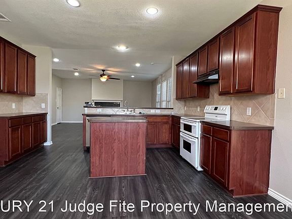 4th image of 4300 Silent Brook Ct