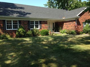 23539 W Manor Dr, Genoa, OH