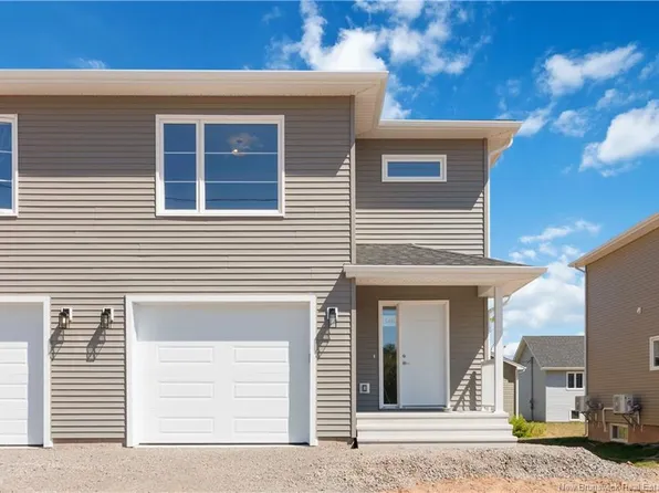 6 Belfry St, Moncton, NB E1G 6J3