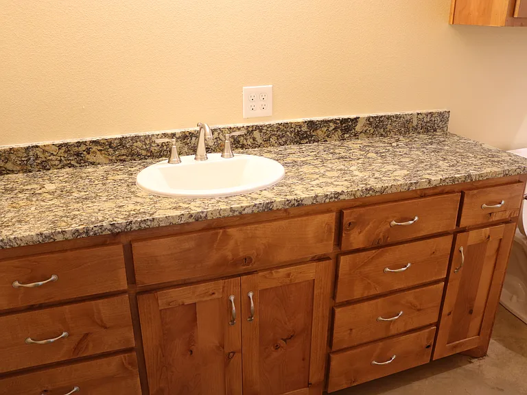 110 Walnut Ln — Photo 11