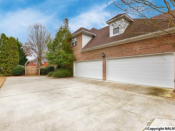 4th image of 3006 Kincade Way SE