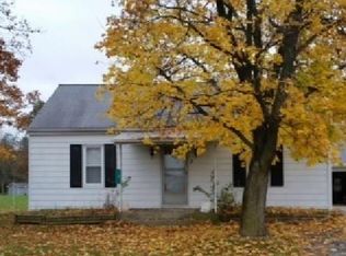 7 Firehouse Rd, Walnut Bottom, PA 17266