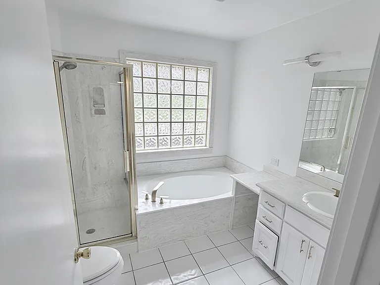 108 Shelmar Dr — Photo 6