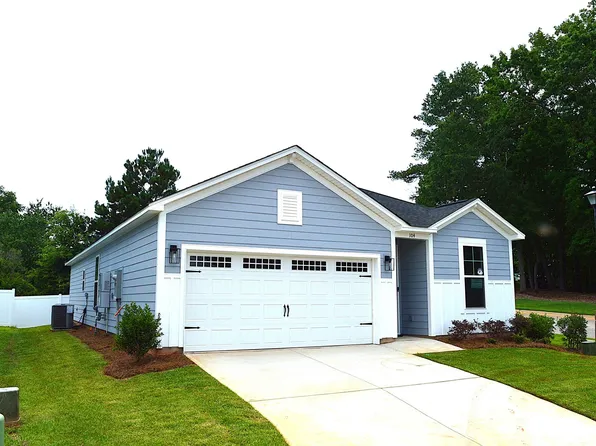 104 Locomotive Ln, Irmo, SC 29063