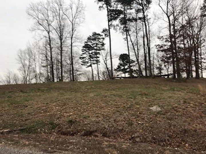 1st image of Rivers Edge Dr