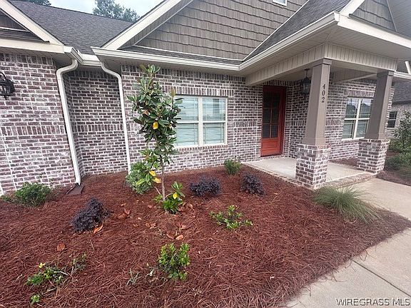 3rd image of 402 Bella Dr