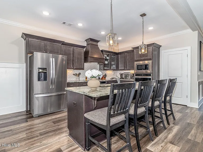 2630 Laurens St — Photo 19