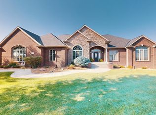 31117 Sander Cir, Columbus, NE 68601