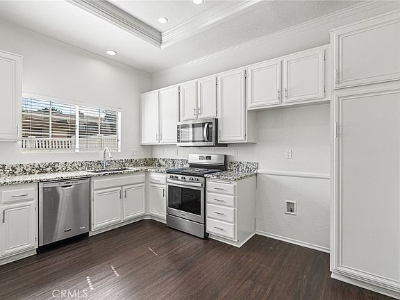 5th image of 24304 Val Verde Ct