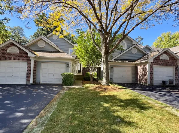 730 Ripple Brook Ln, Elgin, IL 60120