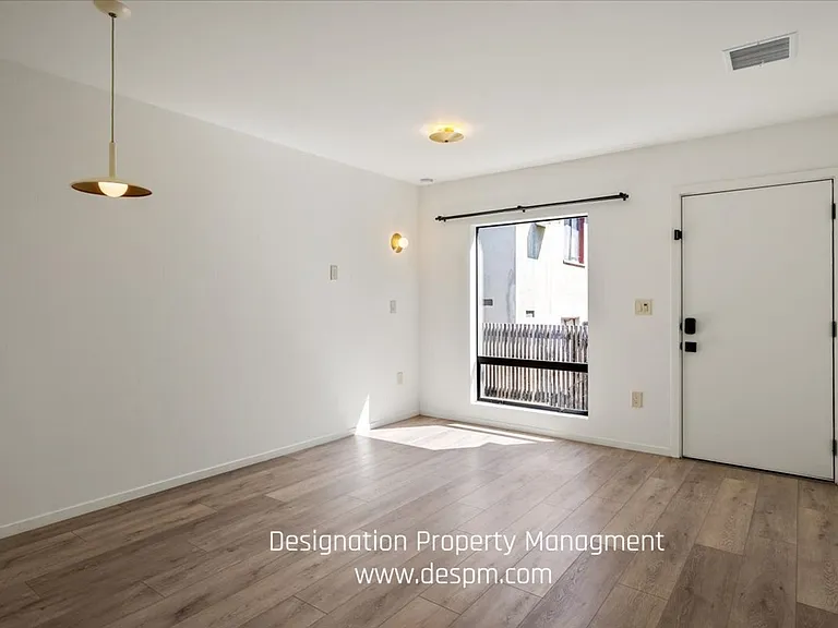 Verdugo Place — Photo 2