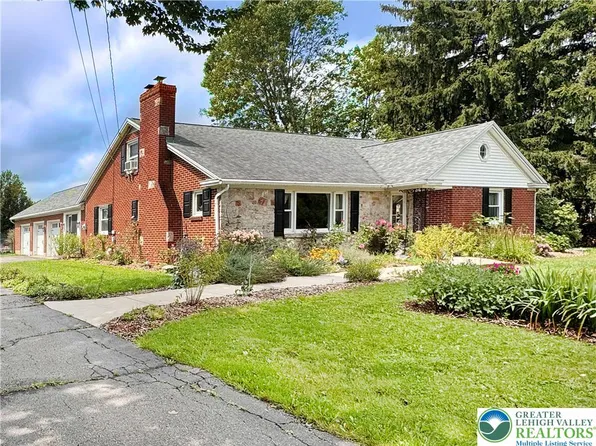 549 Nazareth Dr, Bath, PA 18014
