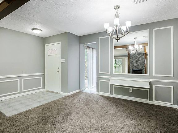 4th image of 3209 Lake Stream Dr