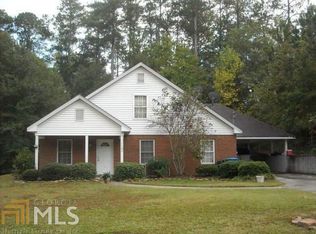 1160 Granite Ln, Loganville, GA 30052