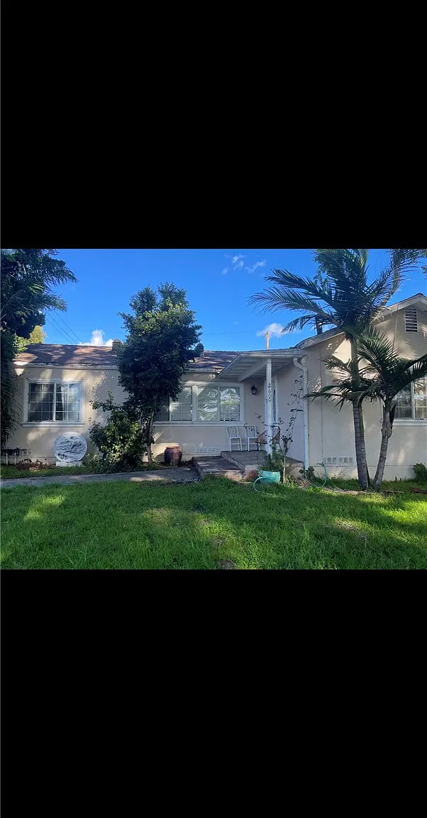 Studio, 500 sqft, $1,900 — Photo 1