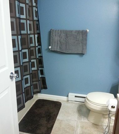5th image of 720 Woodview Ave APT 4