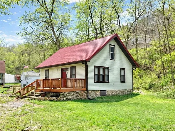 2 Ross Rd, Waynesville, MO 65583