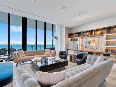 17141 Collins Ave #701, Sunny Isles Beach, FL, 33160