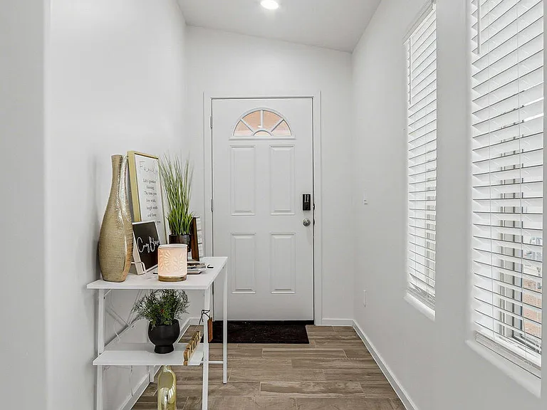 15252 Apex Ct — Photo 19