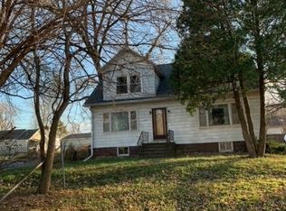 5214 12th Ave, Moline, IL 61265