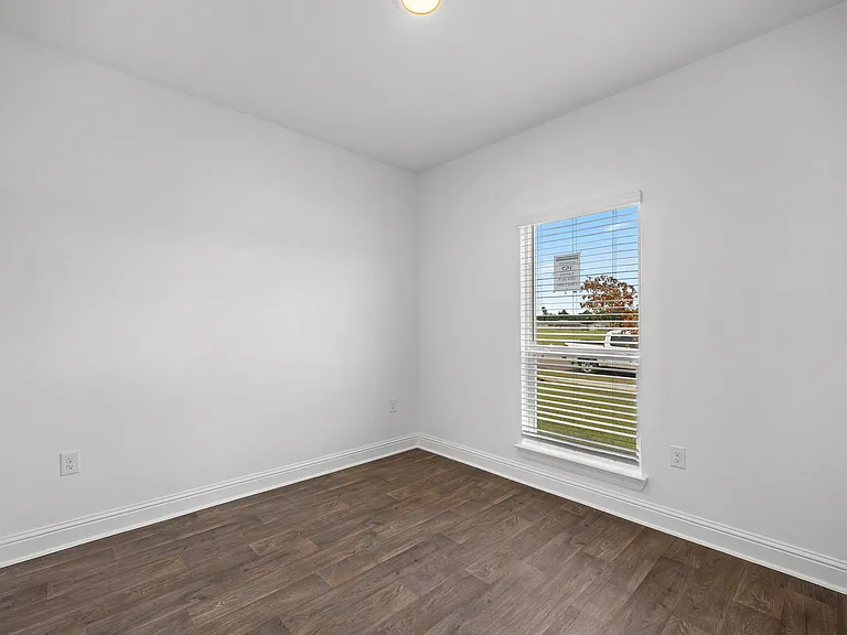 13390 Shea Cir — Photo 5
