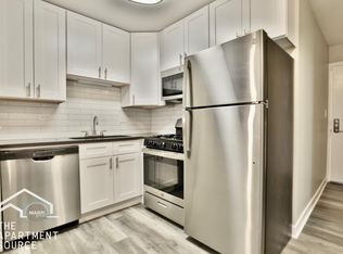 5101 N Sheridan Rd #102, Chicago, IL 60640