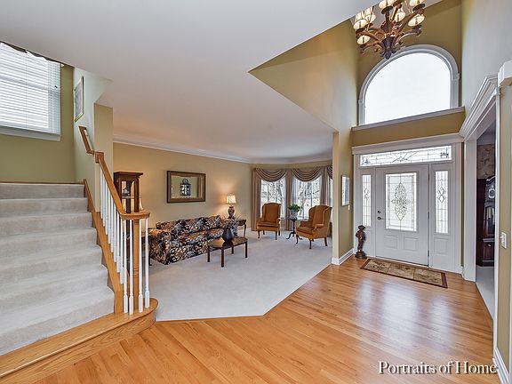 3rd image of 2774 Charter Oak Dr