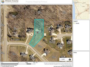 735 Chancellor Dr SW, Grandville, MI 49418