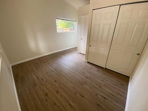 5th image of 866 164th Pl NE