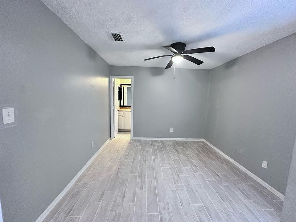 1st image of 446 Cottonwood Dr