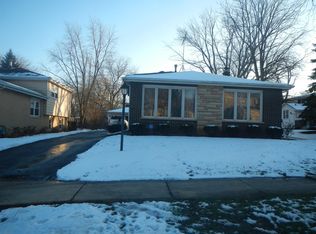 1259 Elder Rd, Homewood, IL 60430