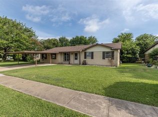 5813 Saramac Dr, Watauga, TX 76148