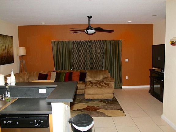 4th image of 2531 NW 31st Court #55