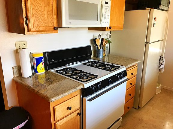 5th image of 8468 Capricorn Way Unit 75