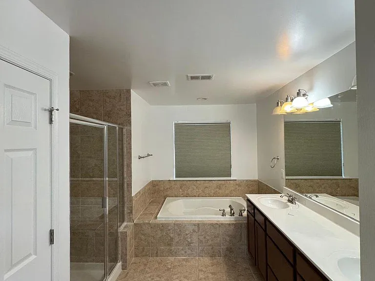 24877 Myers Glen Pl — Photo 19