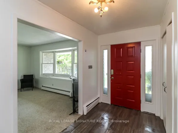 1729 Mosley St, Wasaga Beach, ON L9Z 1Z8