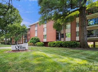 Queens Towers, Charlotte, NC 28207