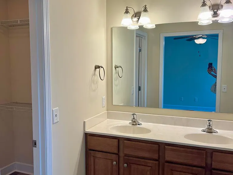 824 Rolling Pines Loop Rd — Photo 7