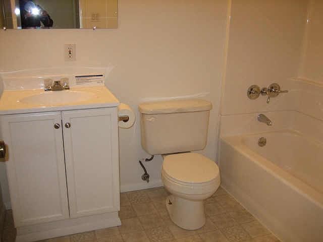 1st image of 3237 W DENTON Lane #C