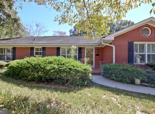 2 Brookside Dr, Newnan, GA 30263