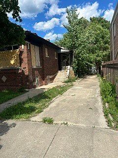 2nd image of 8031 S Euclid Ave