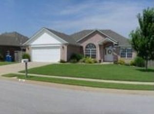 3912 SW Cherry Rd, Bentonville, AR 72713