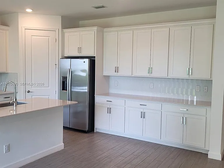 1200 Sterling Pine Pl — Photo 23